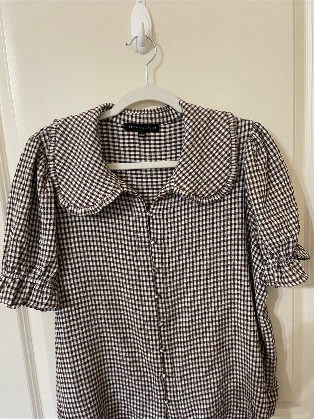 Jane and Delancey super cute, Brown and White Gingham Top